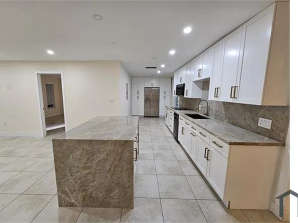 11610 NW 29th St, Sunrise, FL 33323