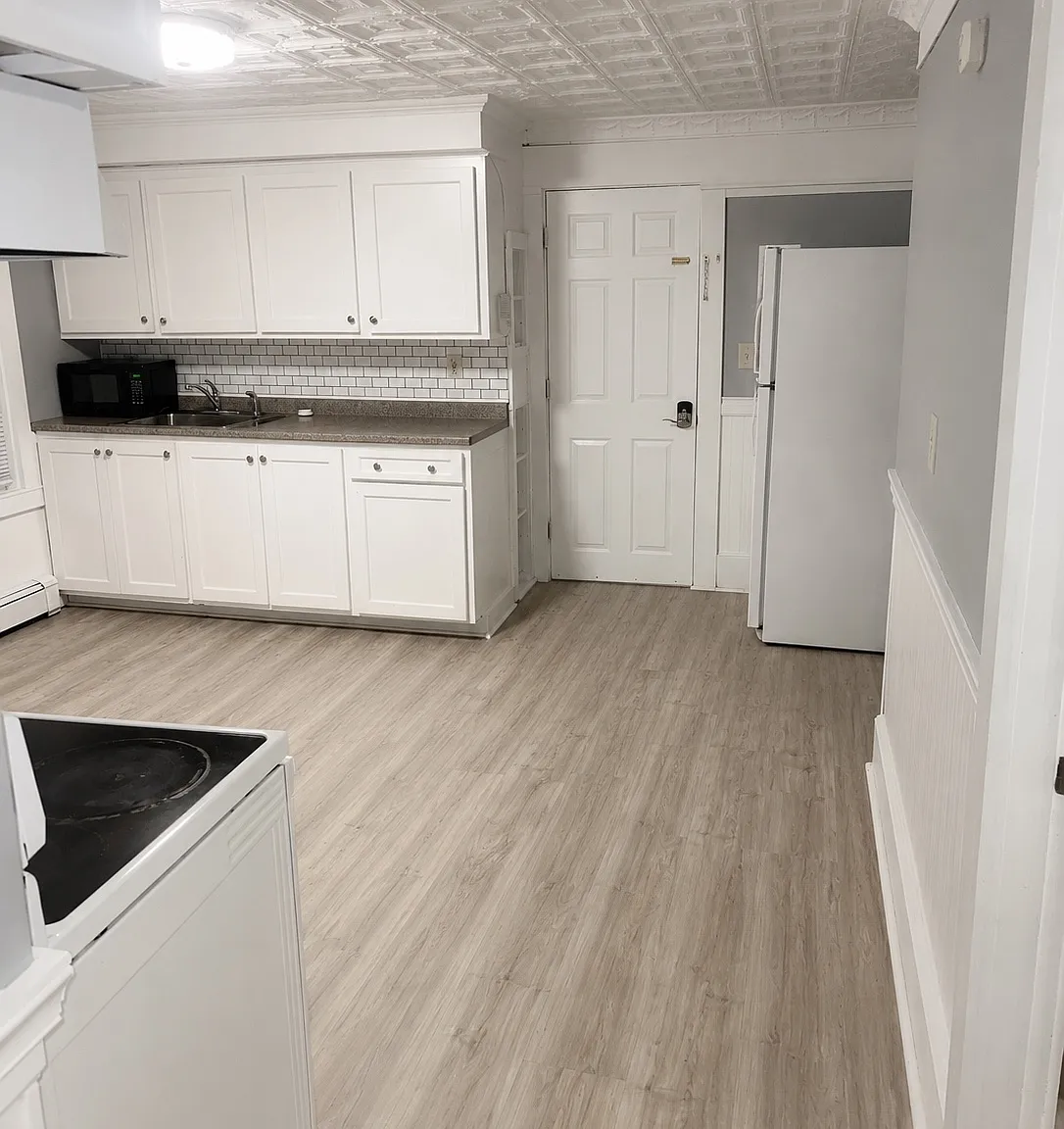 21 Russell St — Photo 3
