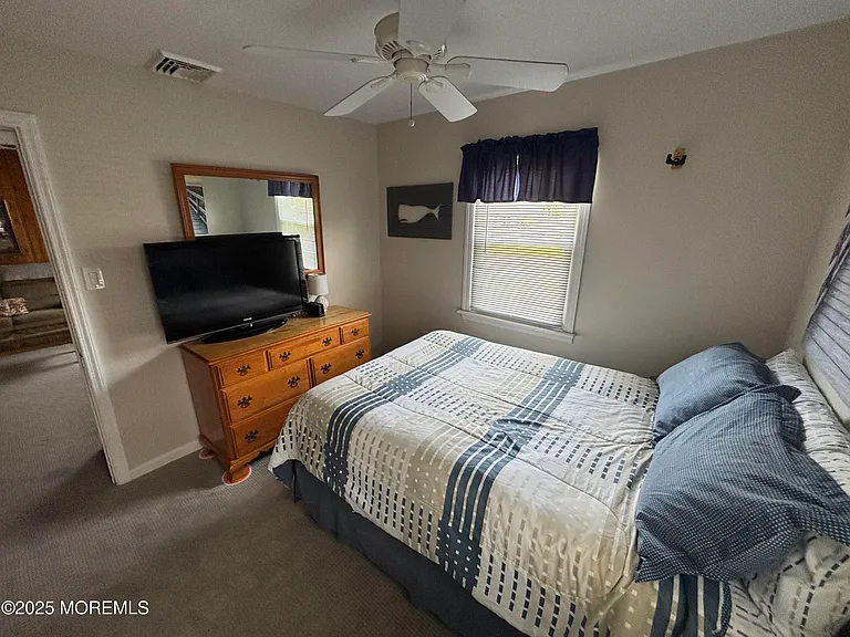 203 Princeton Ave — Photo 13