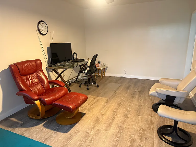 4952 N Figueroa St #A — Photo 10