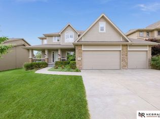 2208 N 169th St, Omaha, NE 68116