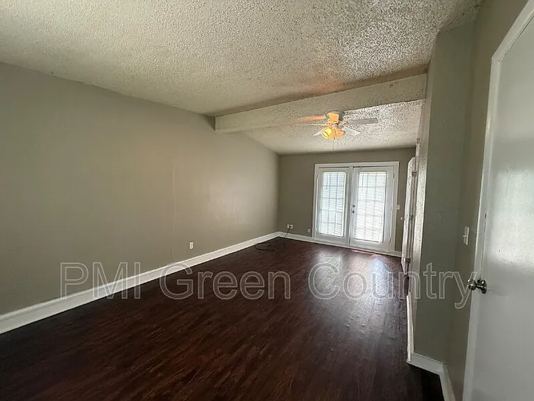 5513 N Johnstown Ave — Photo 6
