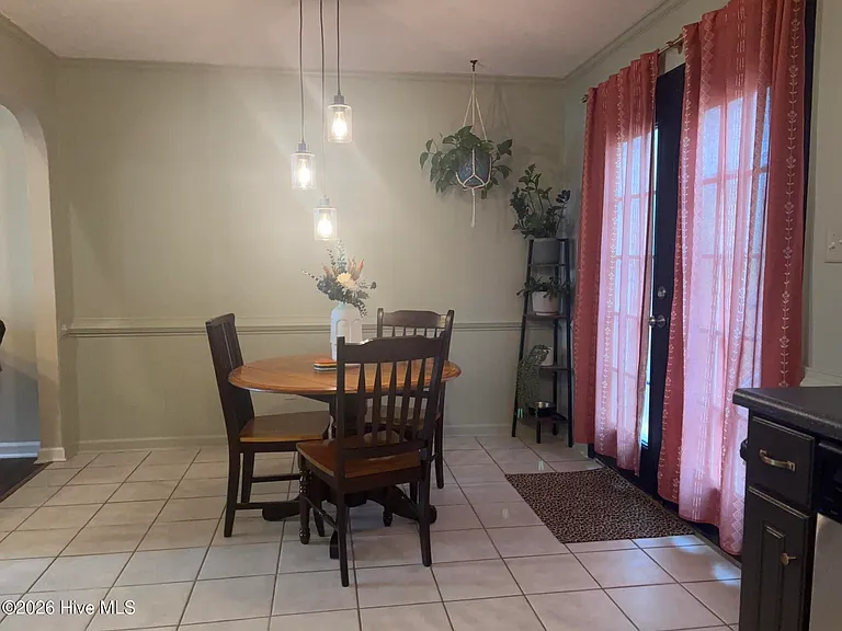 950 Arbor Springs Cir — Photo 7