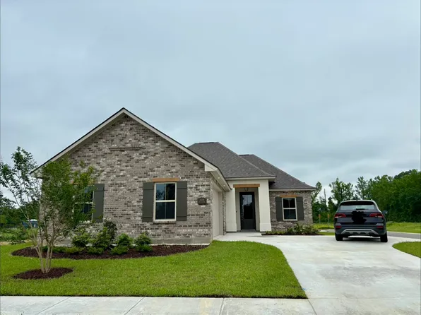 36139 Belle Parc Ave, Geismar, LA 70734
