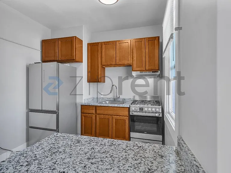 680 14th St #410 — Photo 15