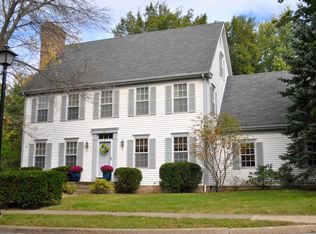 29 Bradley Dr, Hudson, OH 44236