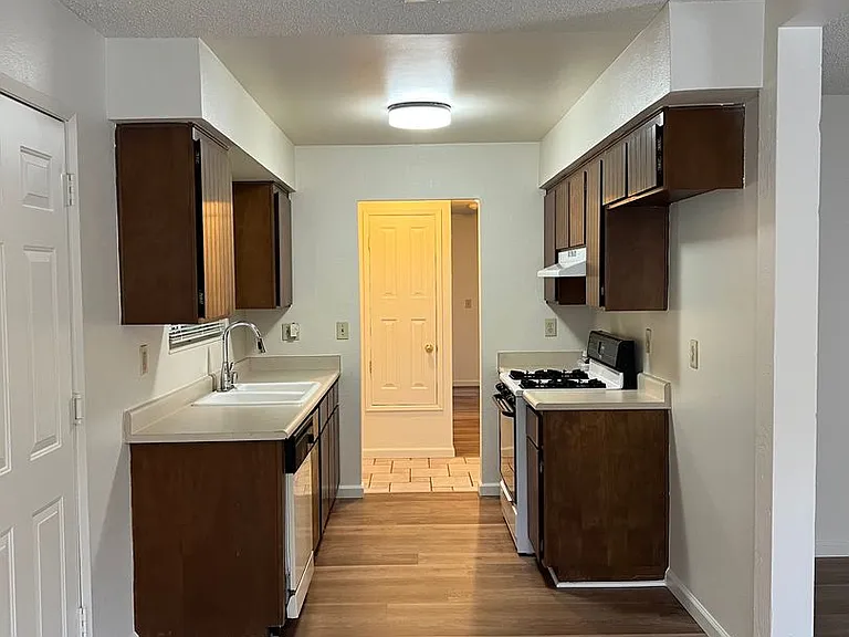 7120 Van Maren Ln — Photo 5