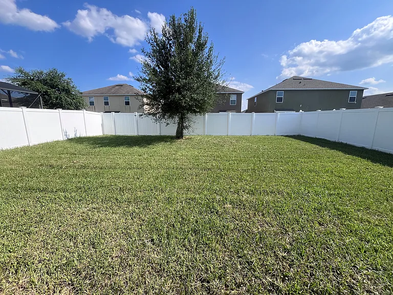 16152 Yelloweyed Dr — Photo 43