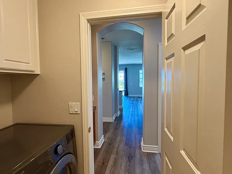 31216 Firestone St — Photo 4