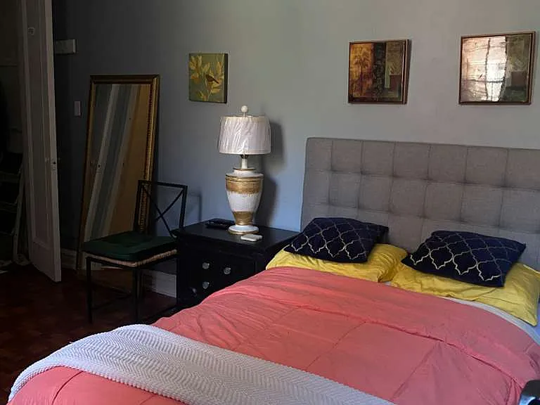 1517 Plimpton Ave — Photo 2
