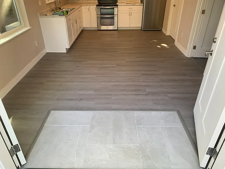 135 Vancouver Ave — Photo 9