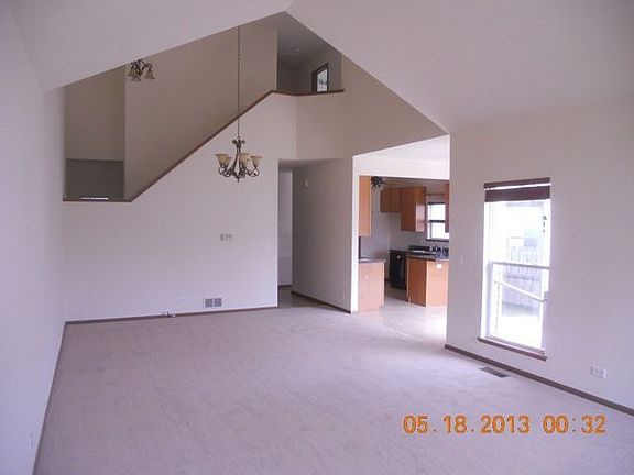 2nd image of 912 Cynthia Ln