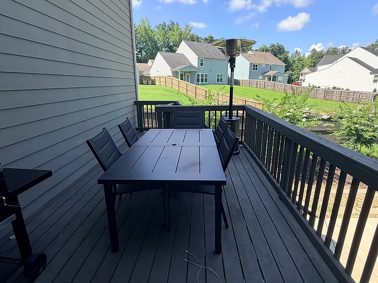 7318 Shady Tree Ct — Photo 32