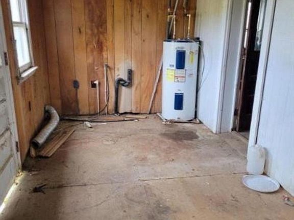 5th image of 99 Little Cacapon Rd