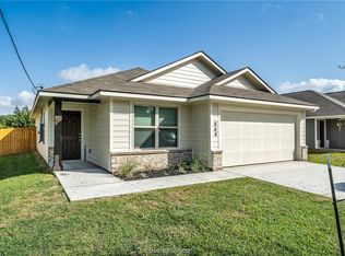 864 3rd St, Somerville, TX 77879