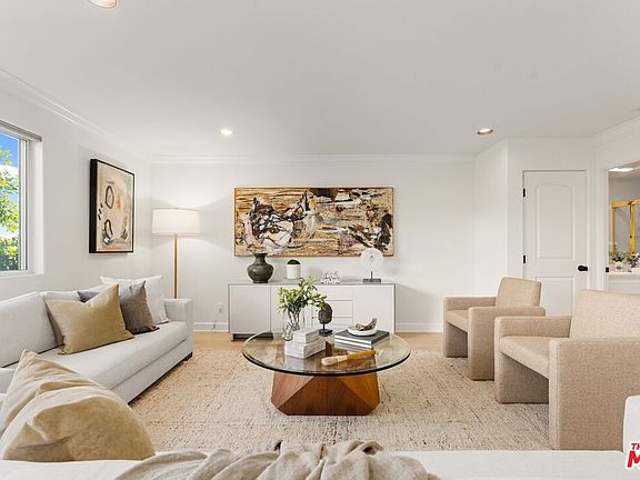 4th image of 390 S Sepulveda Blvd APT 409