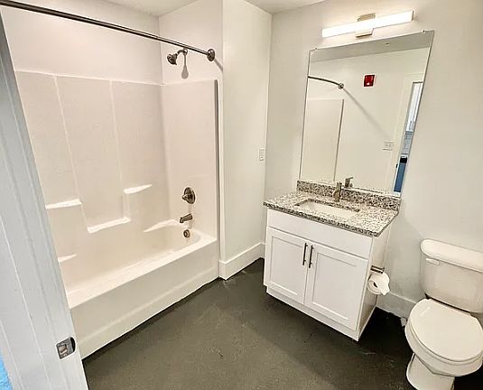 5th image of 101 S Main St #10