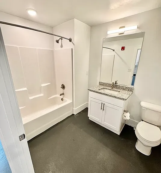 101 S Main St #10 — Photo 5