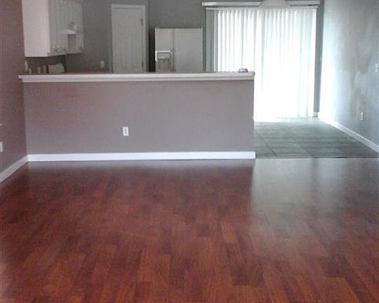 3rd image of 505 Batten Blvd