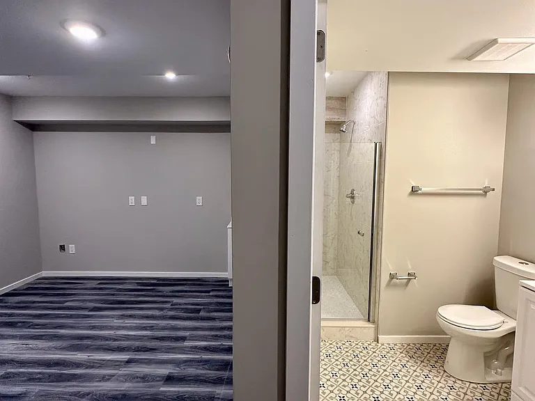 1225 W Dauphin St #3 — Photo 31