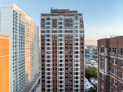 421 W Melrose St APT 19C, Chicago, IL, 60657