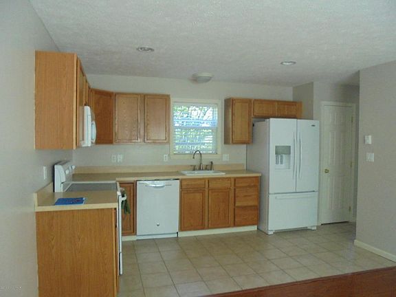 3rd image of 226 Avalanche Ln