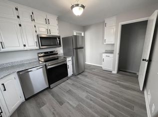 4231 N 11th St, Lincoln, NE 68521