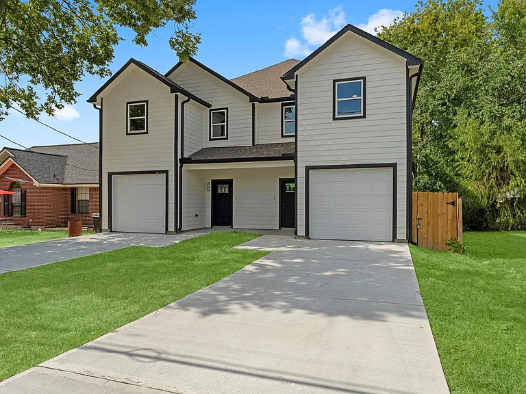 8205 Carver Rd #B — Photo 26