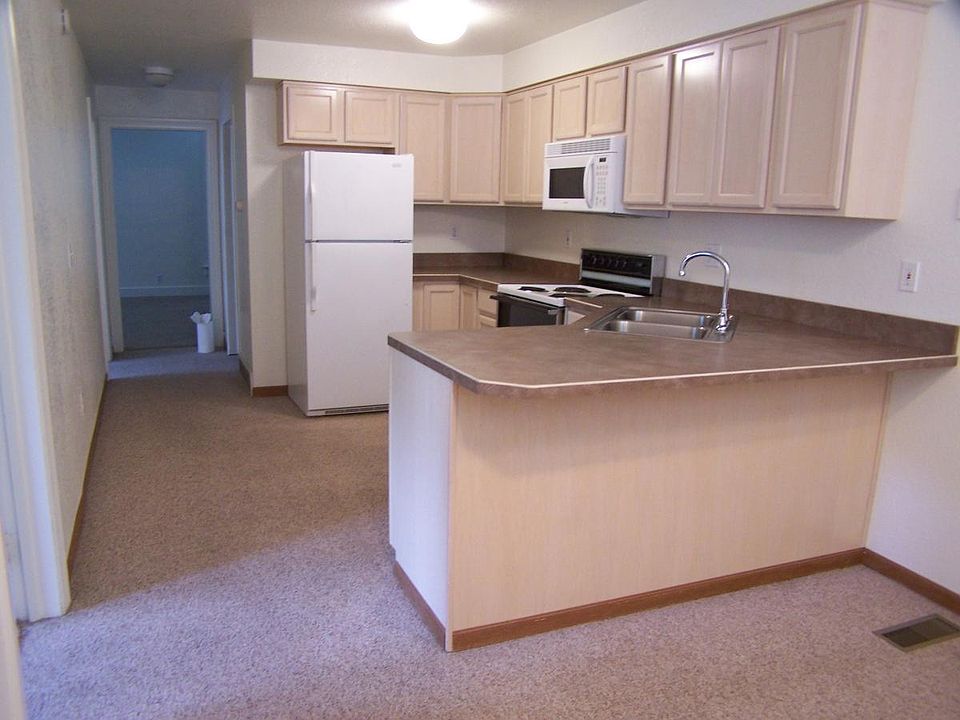 2nd image of 600 S University Ave APT 1