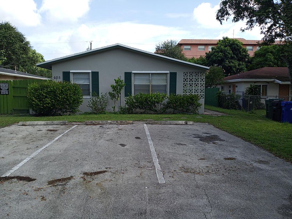 Parking spaces are off street. The middle one and the extrema
 left are assigned to the Unit B