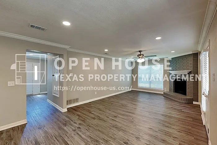 4117 Tradewind Dr — Photo 4