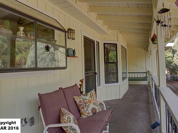 3rd image of 19608 Buckskin Ct