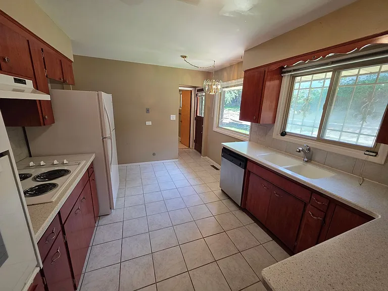 3718 E 15th Ave — Photo 13