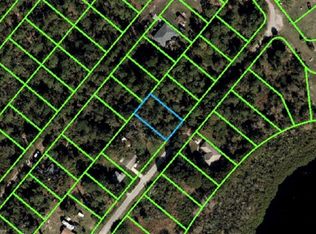 6313 Lakeside Dr W, Sebring, FL 33875