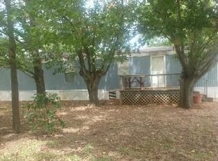 1015 E Pick St, Whitney, TX 76692