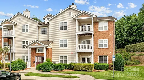 9867 Hyde Glen Ct Photo 1