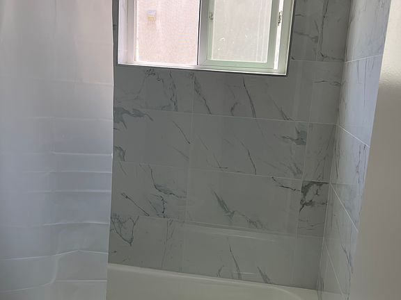 2nd image of 1156 Shirley Dr APT 1