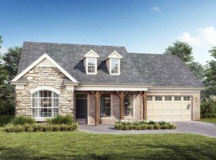 1702 Mountain Dr, Lenoir City, TN 37772