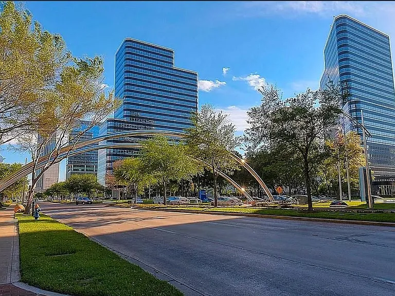 1901 Post Oak Blvd #3109 — Photo 38
