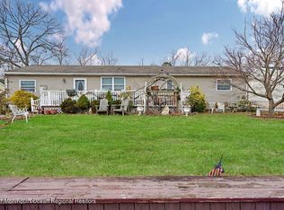 332 Constitution Dr, Forked River, NJ 08731