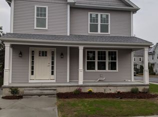 46 Grand St, Springfield, MA 01108