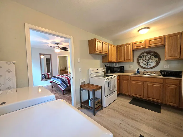 1234 Pine St — Photo 7