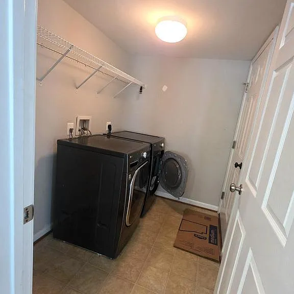 3329 Anne De Bourgh Dr — Photo 14