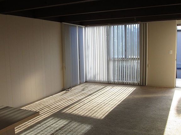 5th image of 399 Park Ave APT 12