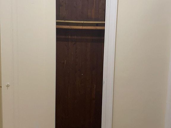 4th image of 2803 Kennedy Blvd #D19