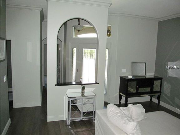 4th image of 121 David Blvd