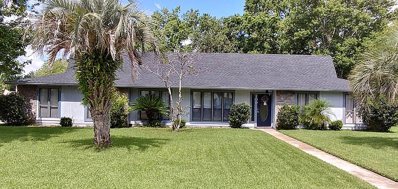1st image of 109 Seagrape Dr
