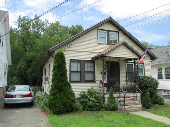 113 Ames St, Dedham, MA 02026