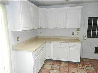 4th image of 5324 Orleans Ave
