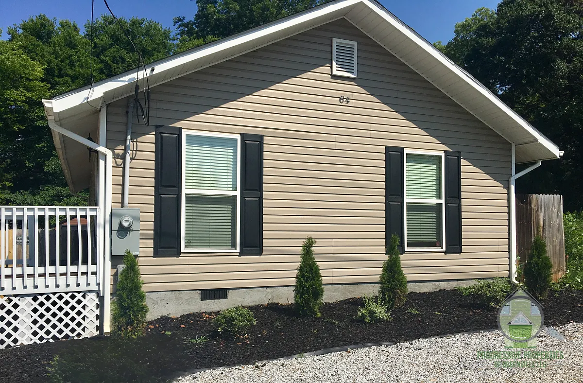 64 Butler Row - 1 — Photo 1